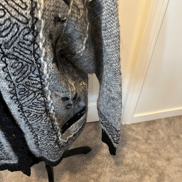 Huntington Ride size M cardigan - Picture 4 of 10